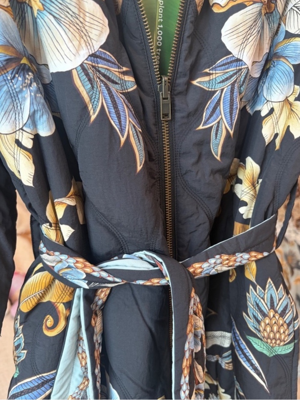 Black Flowerful Snake Garden Reversible Maxi Puffer
Jacket by Farm Rio DT - Picture 4 of 12